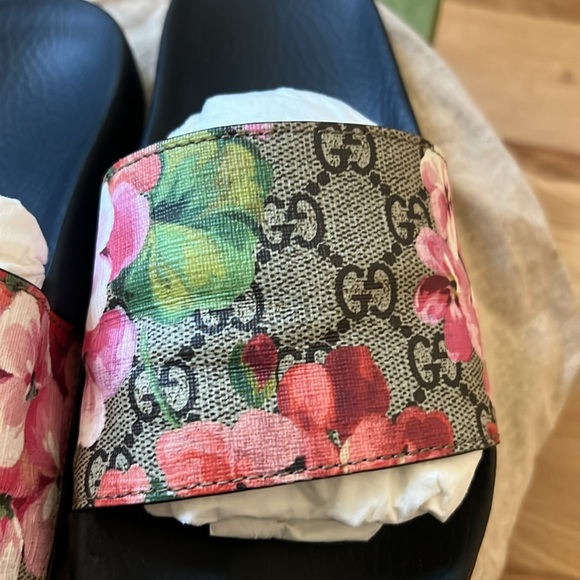 Gucci slides - Picture 6 of 6